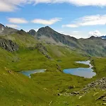 ゲストハウス Le Coin Des Melezes - Ski, Nature & Trek - In Di Montagna 3*