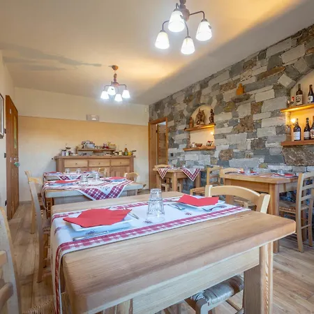 Le Coin Des Melezes - Nature & Trek - In Di Montagna *