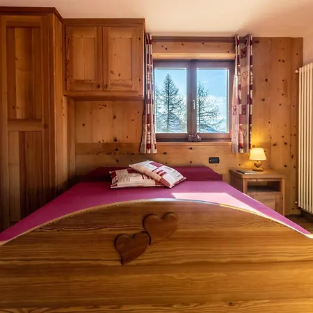 Le Coin Des Melezes - Nature & Trek - In Di Montagna Brusson