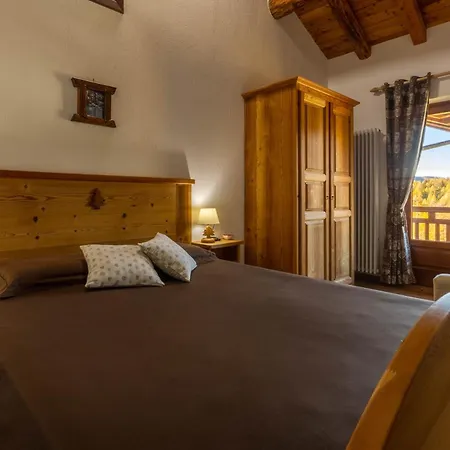 Le Coin Des Melezes - Ski, Nature & Trek - In Di Montagna Pensionat Brusson