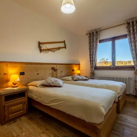 Pensionat Le Coin Des Melezes - Ski, Nature & Trek - In Di Montagna