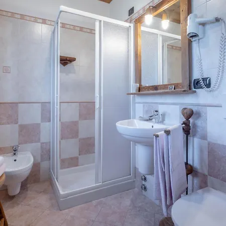 Le Coin Des Melezes - Ski, Nature & Trek - In Di Montagna 3*