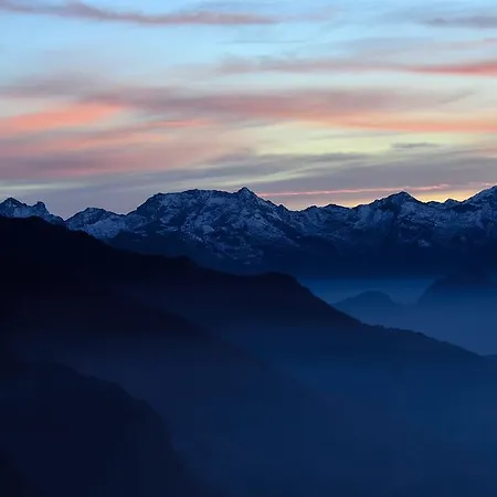 Le Coin Des Melezes - Ski, Nature & Trek - In Di Montagna Brusson