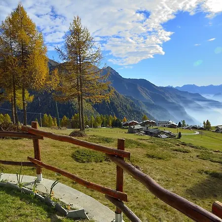 Le Coin Des Melezes - Nature & Trek - In Di Montagna Brusson