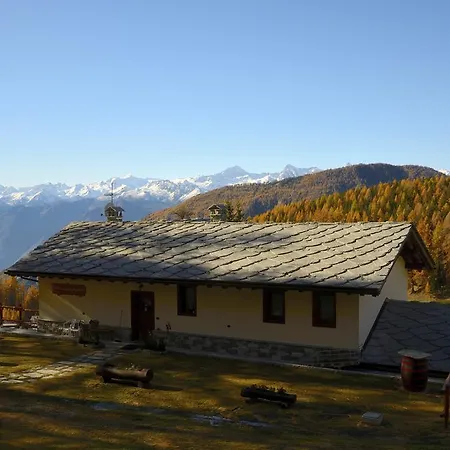 Pensionat Le Coin Des Melezes - Ski, Nature & Trek - In Di Montagna