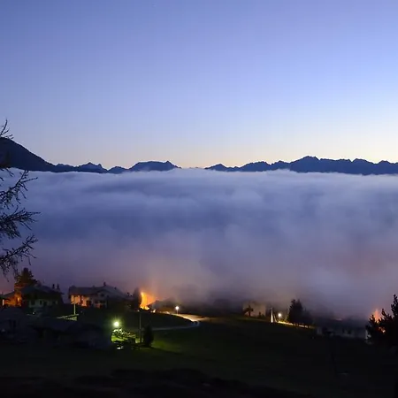 Pensionat Le Coin Des Melezes - Ski, Nature & Trek - In Di Montagna