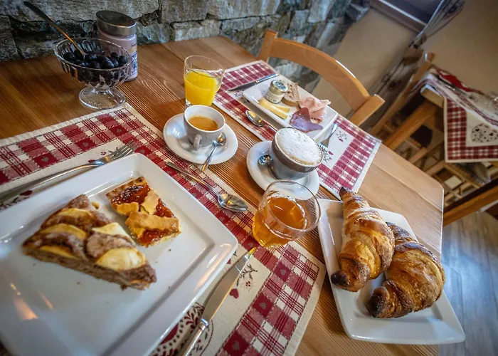 Le Coin Des Melezes - Ski, Nature & Trek - In Di Montagna Brusson