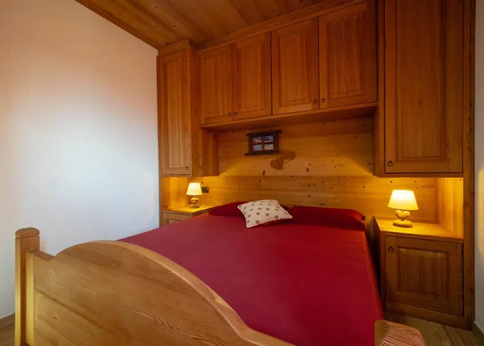 Le Coin Des Melezes - Ski, Nature & Trek - In Di Montagna Brusson