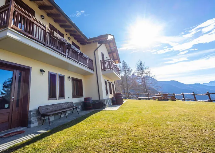 Le Coin Des Melezes - Ski, Nature & Trek - In Di Montagna Guest house