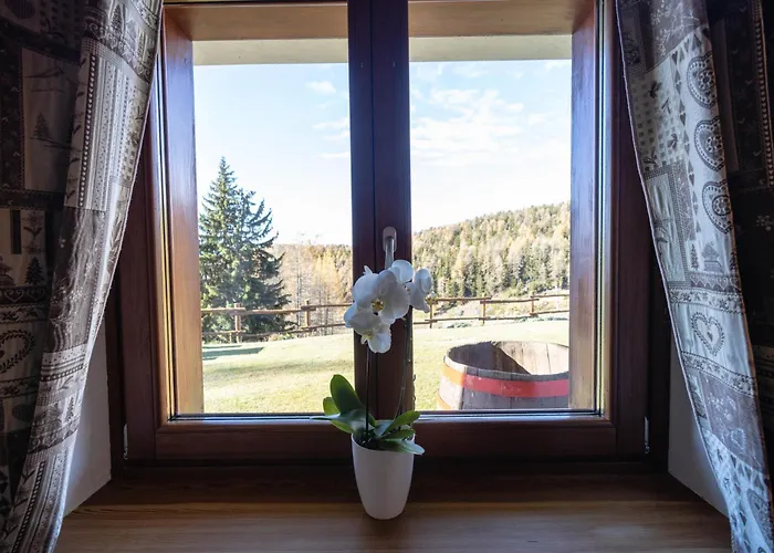 Guest house Le Coin Des Melezes - Ski, Nature & Trek - In Di Montagna Brusson